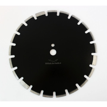 Asphalt Diamond Saw Blade Laser Welding Long Lifespan For Asphalt Road Cutting